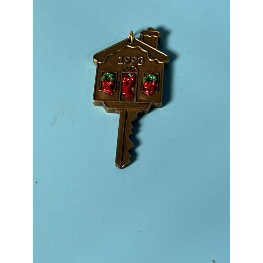 Hallmark New Home Key ornament 3in die cast metal 1993